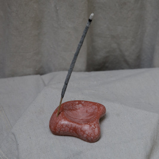 Concrete Cat Wavy Incense Holder