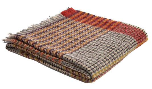 Wallace+Sewell Yosemite Shetland Wool Ripple Throw (Peach)