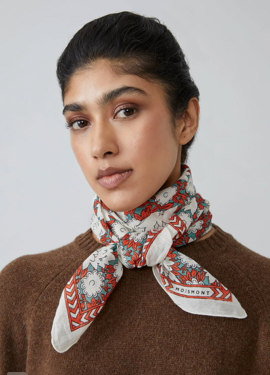 Moismont Scarf no.680 Poppy
