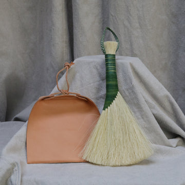 Sunhouse Craft Tampico Wing Small Hand Broom