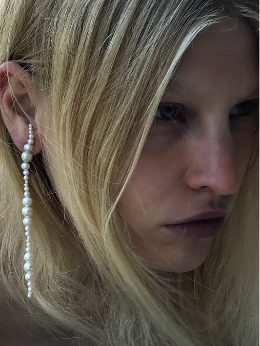 Mussels & Muscles Pearl Strand Glyzinia Earring Pair
