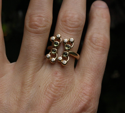 Claire Zurkowski 14k with Peridot & Diamond Ring 25119