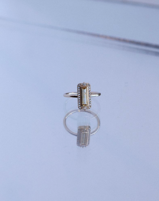 Eden Philippa X Misfit X Everywhere Sapphire Ring Collab