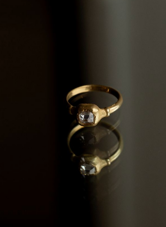 Atelier Narce Reverse Set Diamond Solitare Ring