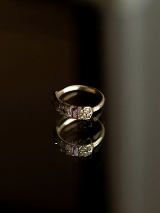 Atelier Narce Icy Diamond & Pink Sapphire Ring