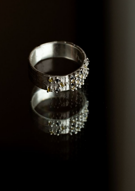 Atelier Narce Grey and Yellow Diamond Band