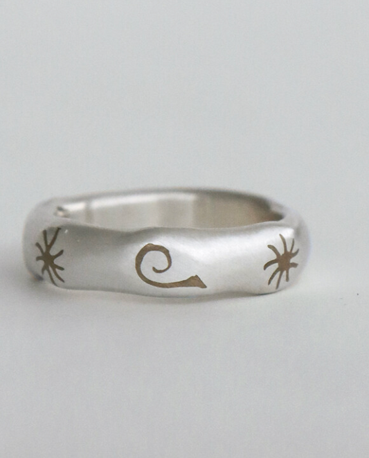 Mondo Studio Jacquard Sun & Wind Ring