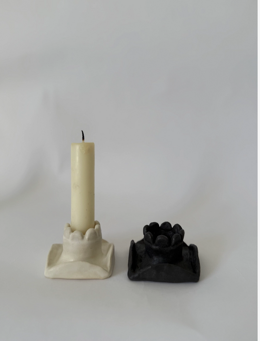 Oon Flat Scalloped Candleholder
