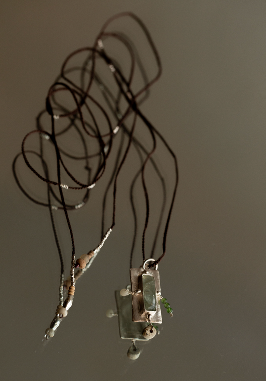 Mondo Studio Trema Ora Prehnite Necklace