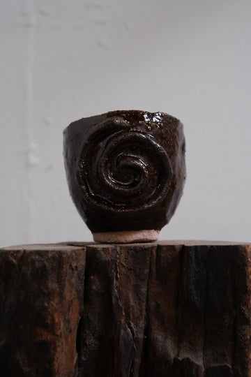 Pone Spiral Cup in Yang