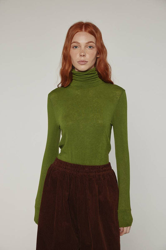 Amente Wool blend lightweight turtleneck